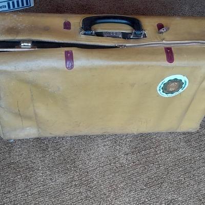 Connstellation by CONN Trumpet Marked H39088 B With original case HARD TO FIND THIS CLEAN!