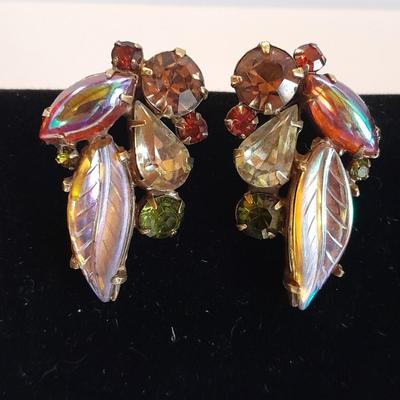 Vintage Kramer Bracelet Glass Leaf Stone Green Orange Amber Brown Rhinestones with matching clip on ear rings