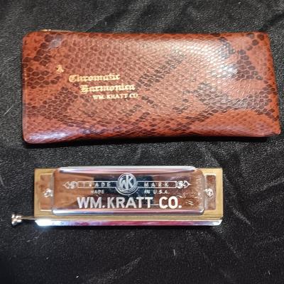 Beautiful VINTAGE W.M. KRATT Co. Super chromatic 40 Harmonica with case