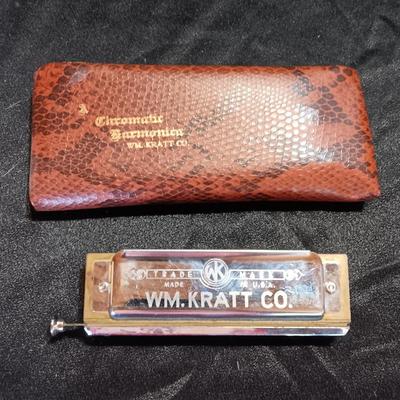 Beautiful VINTAGE W.M. KRATT Co. Super chromatic 40 Harmonica with case