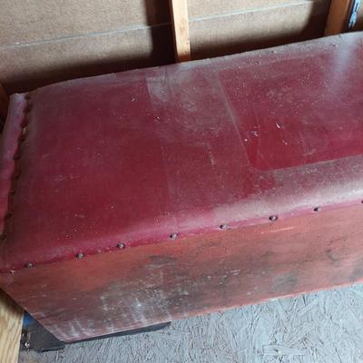 Wooden Trunk w/ Padded Top (OB4-BBL)