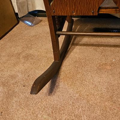 Vintage Wooden Rocking Chair (LR-JS)