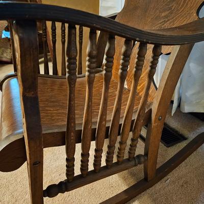 Vintage Wooden Rocking Chair (LR-JS)
