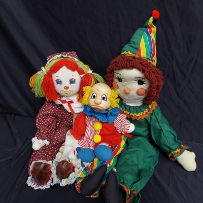 Porcelain Clown Dolls and more (OB4-BBL)