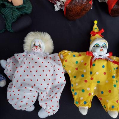 Porcelain Clown Dolls and more (OB4-BBL)