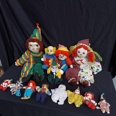 Porcelain Clown Dolls and more (OB4-BBL)