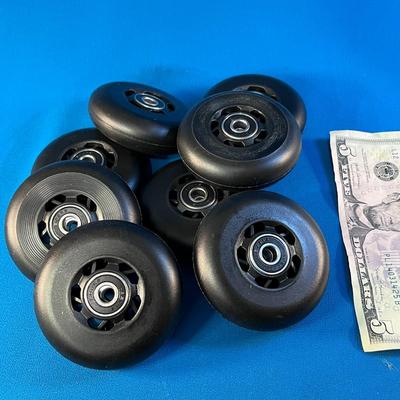 SET OF 8 ROLLER BLADE/INLINE SKATE WHEELS NEW IN PACKAGE