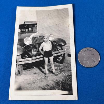 1930â€™s PHOTO SNAP OF BOY IN SAILOR HAT IN FRONT OF EARLY MODEL FORD