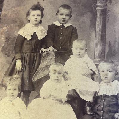 VINTAGE CABINET PHOTO OF 6 CHILDREN INCLUDING TWINS?