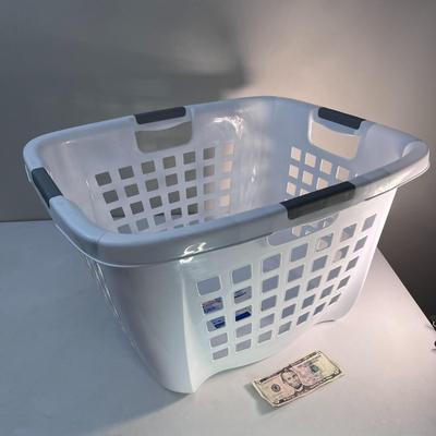 WHITE PLASTIC LAUNDRY BASKET- LIKE NEW!