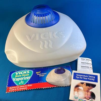 VICKS WARM STEAM VAPORIZER 