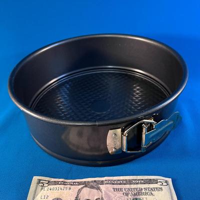 WILTON SPRING FORM PAN NEW CONDITION