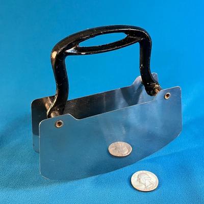 VINTAGE DOUBLE BLADE FOOD CHOPPER 