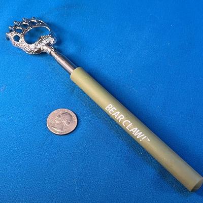 TELESCOPING â€œBEAR CLAWâ€ BACK SCRATCHER 