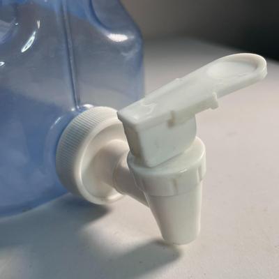 2.5 GALLON WATER DISPENSING CONTAINER