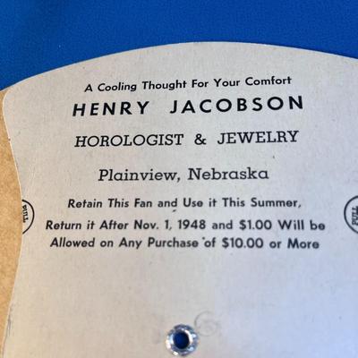 LOVELY 1948 TRI-FOLD FAN w/ MAXFIELD PARRISH-LIKE MOTIF