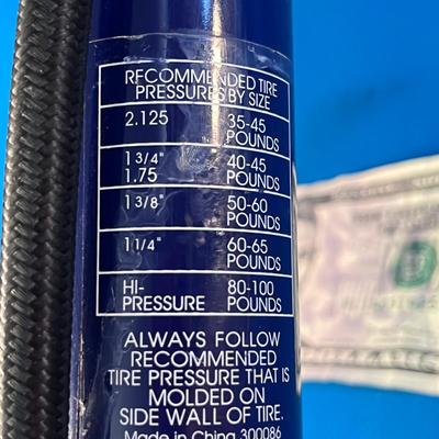 â€œHIGH VOLUMEâ€ BICYCLE BIKE PUMP