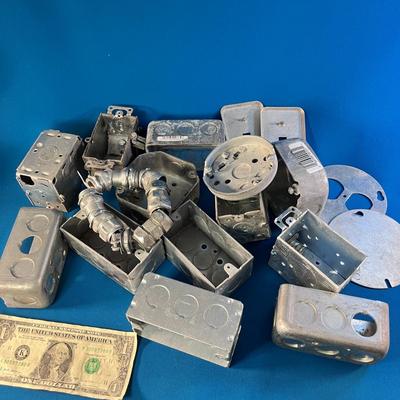 ASSORTMENT OF METAL ELECTRIC JUNCTION BOXES 