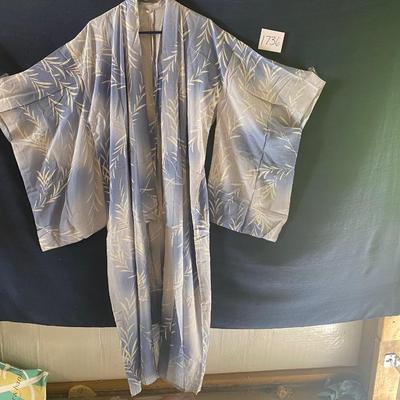 Beautiful Vintage Silk Kimono