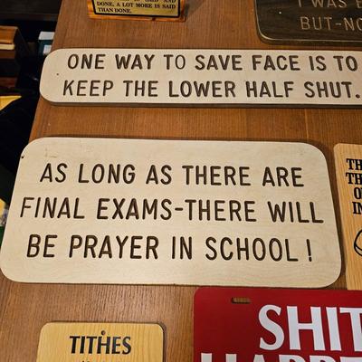 Signs, Phrases & More  (O-JS)