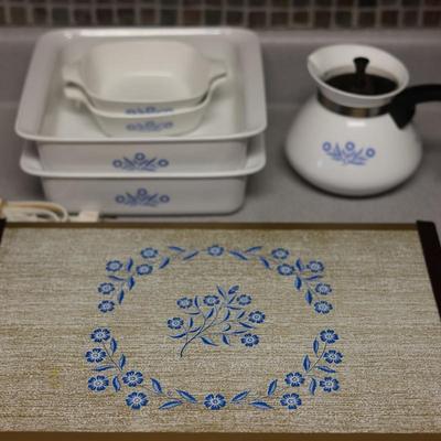 Vintage Corning Ware - (6) Pieces Total