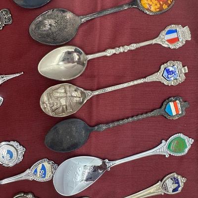 Vintage Wooden Souvenir Spoon Display Holder With Spoons