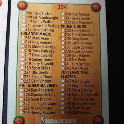 BOX OF 1990 HOOPS BASKETBALL CARDS IN GREAT SHAPE