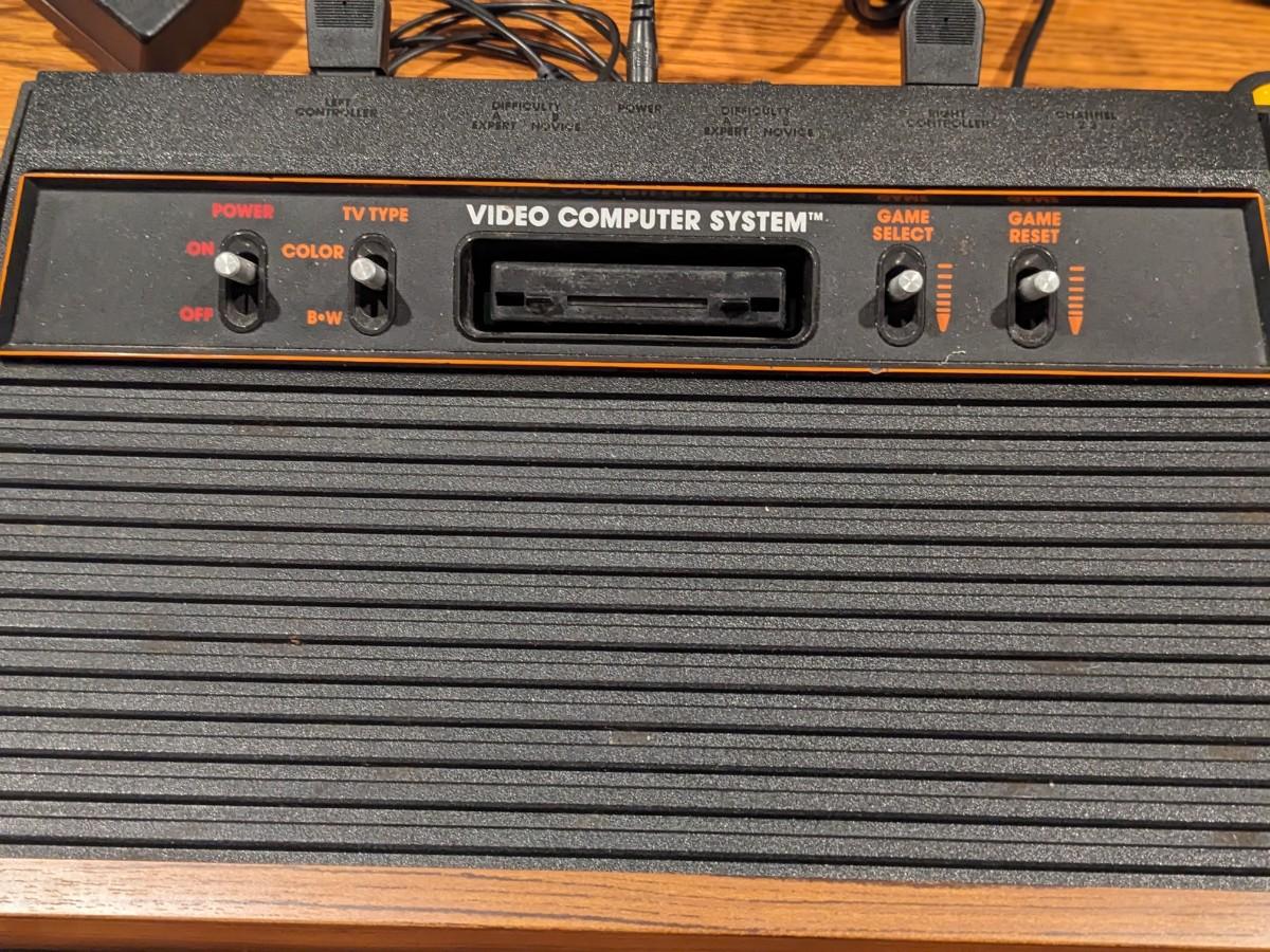 Vintage Atari CX2600A, Atari Flashback H10607 Complete Set