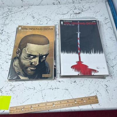 20 Walking Dead Comic Books