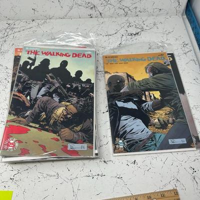 20 Walking Dead Comic Books