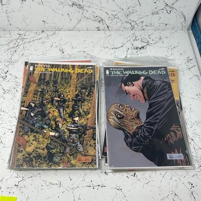 20 Walking Dead Comic Books