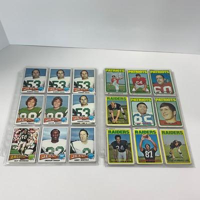 -53- SPORTS | 1960â€™s - 1970â€™s Football Cards