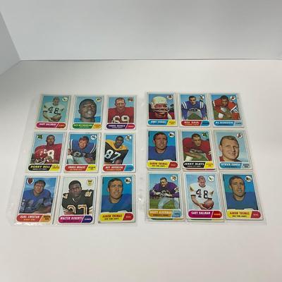 -54- SPORTS | 1968 Topps Football Cards