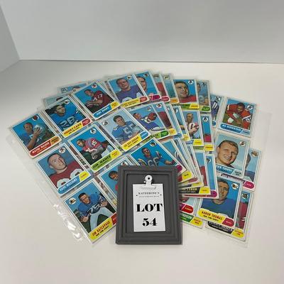 -54- SPORTS | 1968 Topps Football Cards