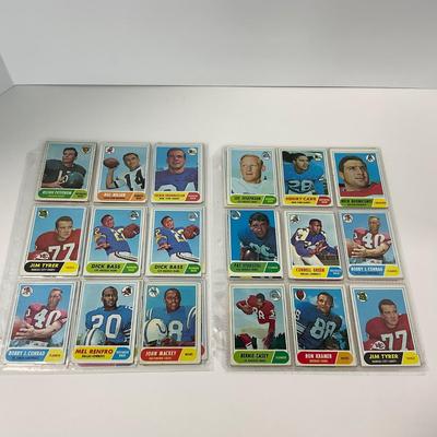 -54- SPORTS | 1968 Topps Football Cards