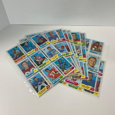 -54- SPORTS | 1968 Topps Football Cards