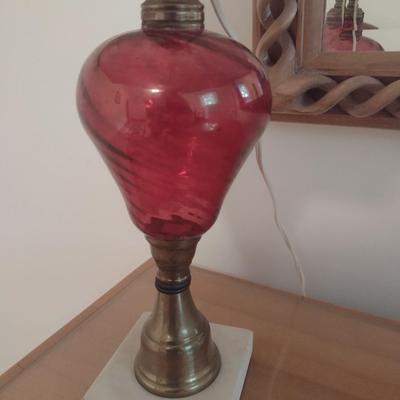 Cranberry Swirl Glass Post Table Lamp
