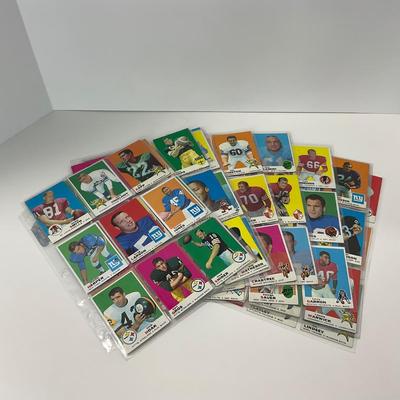 -55- SPORTS | 1969 Topps Football Cards
