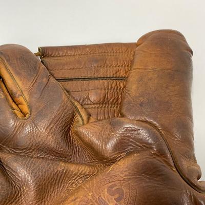 -59- SPORTS | 1950â€™s Sibby Sisti Dubow Baseball Glove