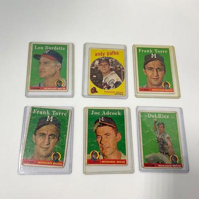 -60- SPORTS | 1950â€™s - 1960â€™s Milwaukee Braves Baseball Cards