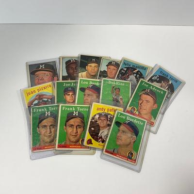 -60- SPORTS | 1950â€™s - 1960â€™s Milwaukee Braves Baseball Cards