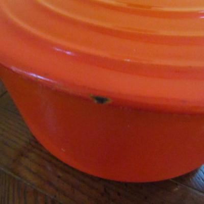 Le Creuset Covered Dutch Oven Size B- Approx 7 1/4