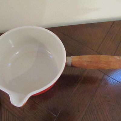 Le Creuset Covered Saucepan with Spout and Wooden Handle Size 14- Approx 5 1/2