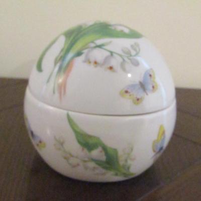 Limoges Hand Painted Porcelain Egg Shaped Trinket Box- Approx 4 1/2