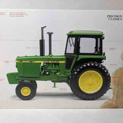 Ertl Precision Classics #17 John Deere The 4440 Tractor