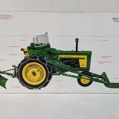 Ertl Precision Classics #18 John Deere Model 720 Tractor With 80 Blade and 45 Loader
