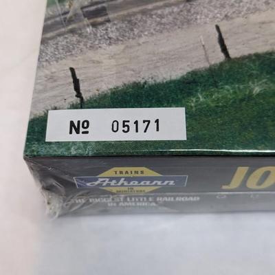 Sealed Athearn HO Scale Train Set and E-Z Track 