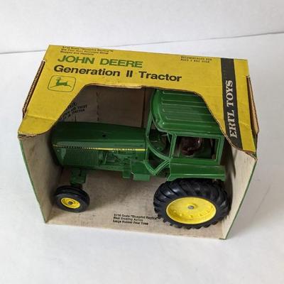 Ertl Blueprint Replica Corn Planter and Generation II Tractor In Box