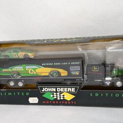 John Deere Transporter/ Truck & Trailer Assortment