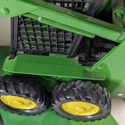 In Box Ertl Diecast John Deere Implements